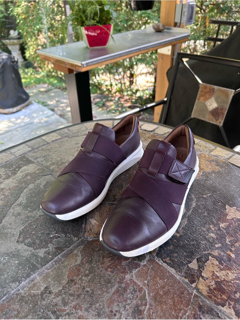 Clarks Unstructured Un Rio leather slip ons